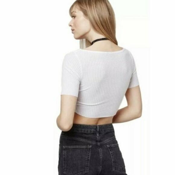Topshop Cropped Ribbed Short Sleeve White Top Size: 8 - Picture 4 of 5